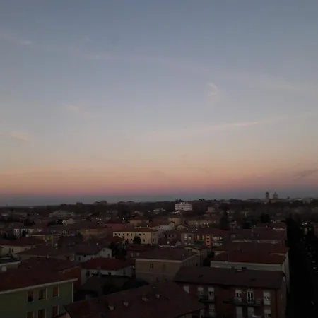 Lägenhet A Casa Di Annamaria Reggio Emilia